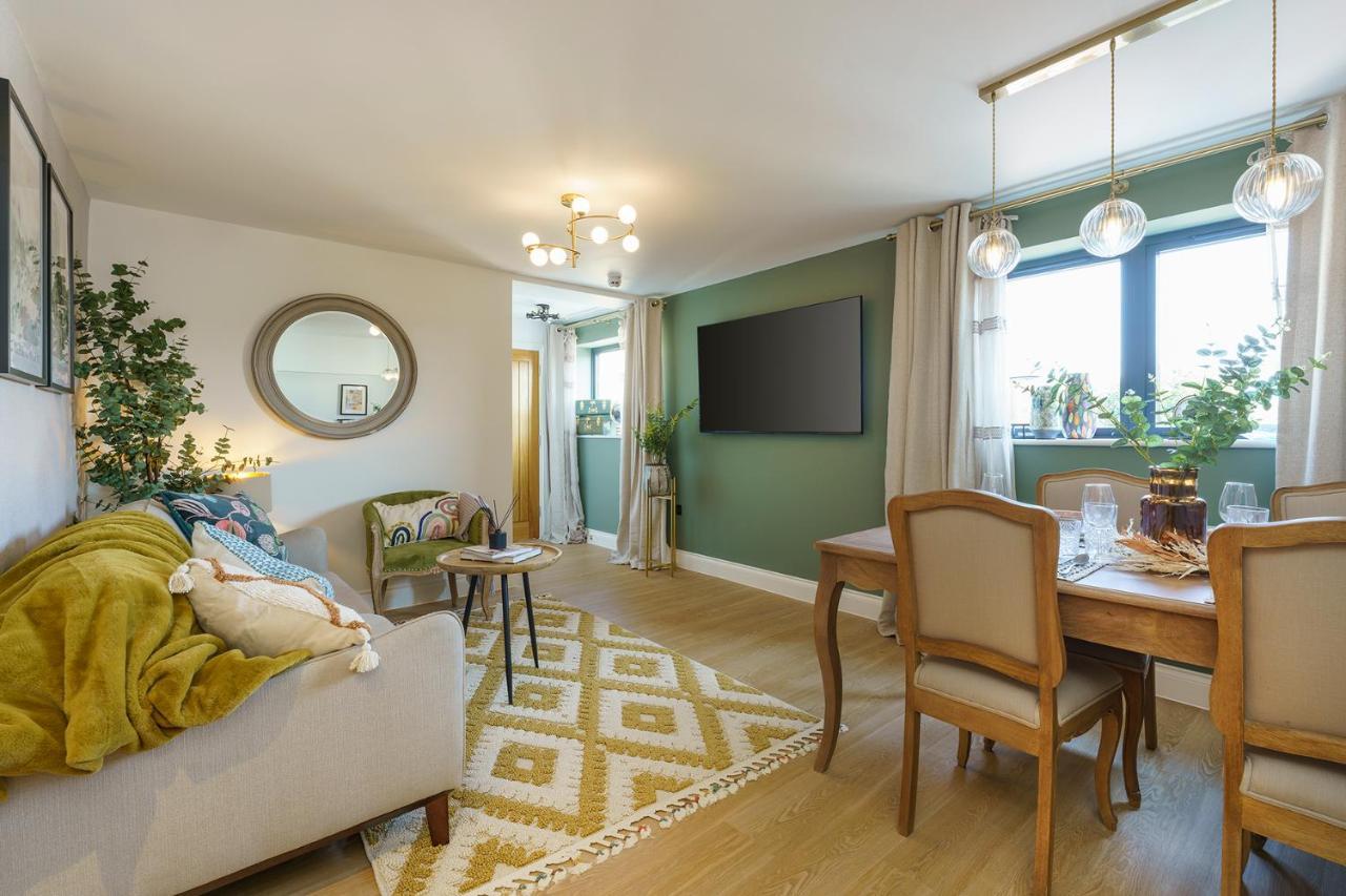 Evergreen - 2 Bed Luxury Apartment By Mint Stays Бристол Екстериор снимка